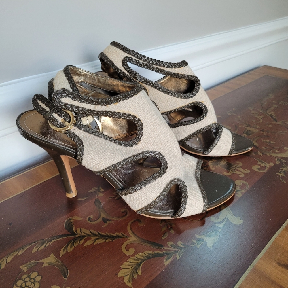 Tahari Lexi heels
